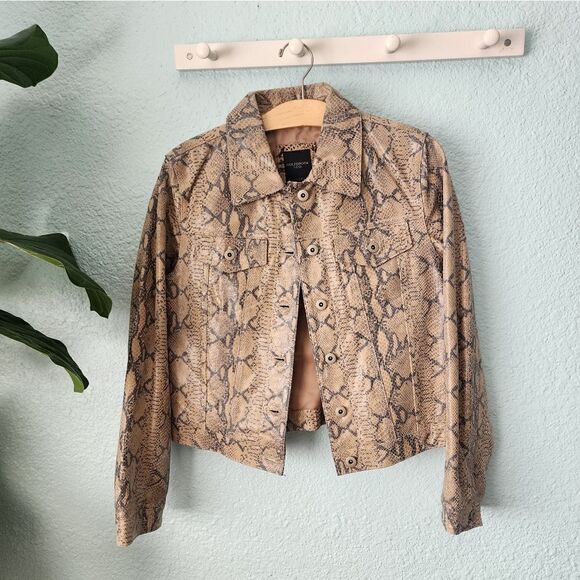 Colebrook and Co leather reptile print jacket - Picture 2 of 10